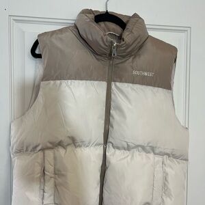 Charlotte Russe Beige and Off-White Puffer Vest